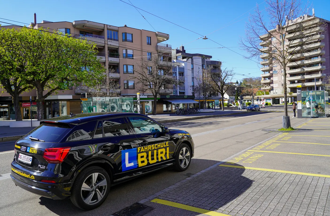 Fahrschule Buri Fahrzeug beim Treffpunkt